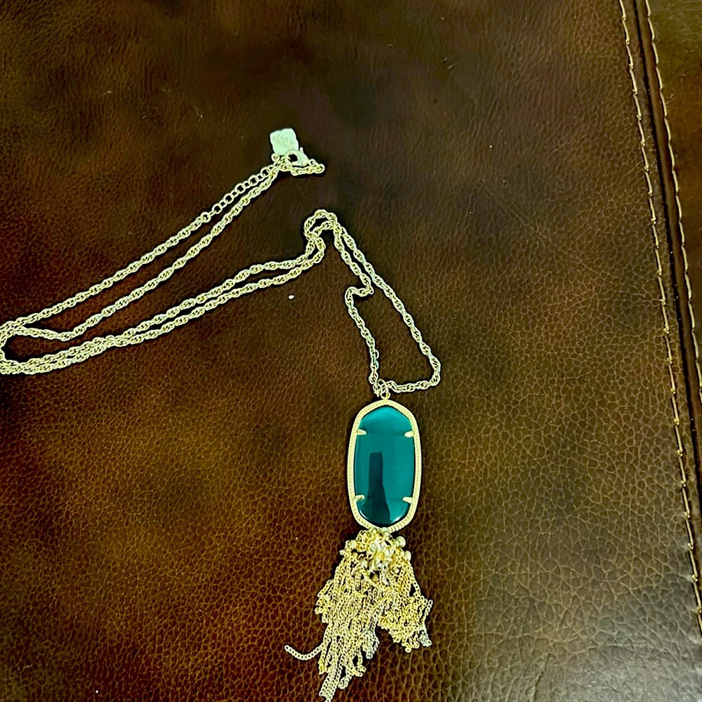 Kendra Scott Necklace